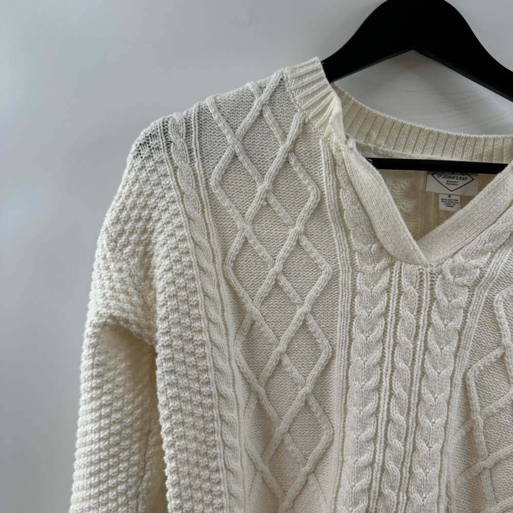 St. John’s Bay Ivory Cable Knit V-Neck Sweater – Women’s S - Picture 2 of 8